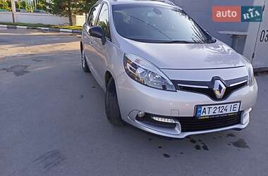 Минивэн Renault Grand Scenic 2016 в 