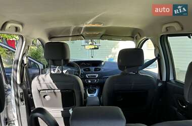Минивэн Renault Grand Scenic 2016 в 