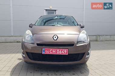 Минивэн Renault Grand Scenic 2009 в 