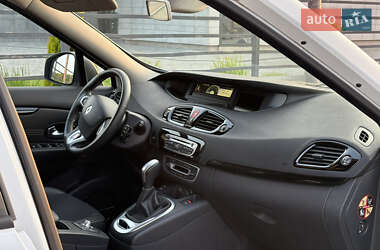 Минивэн Renault Grand Scenic 2011 в 