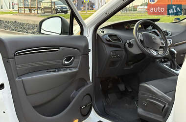 Минивэн Renault Grand Scenic 2011 в 