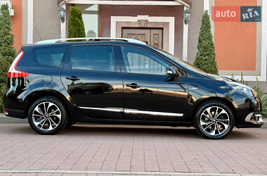 Минивэн Renault Grand Scenic 2014 в 