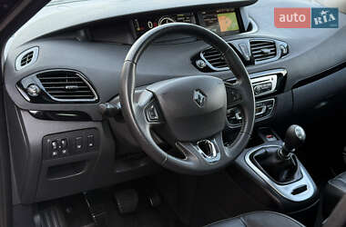 Минивэн Renault Grand Scenic 2014 в 