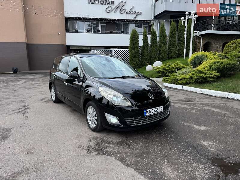 Мінівен Renault Grand Scenic 2010 в Рівному