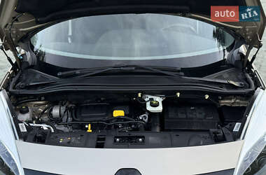 Мінівен Renault Grand Scenic 2014 в 
