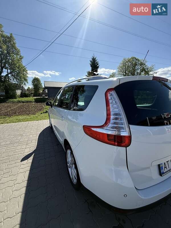 Минивэн Renault Grand Scenic 2016 в Ивано-Франковске