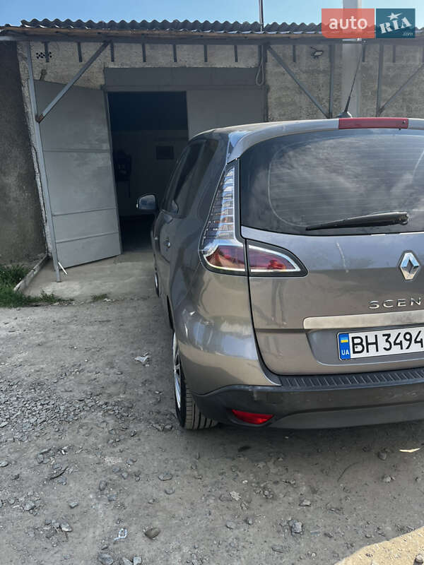 Минивэн Renault Grand Scenic 2013 в Подольске фото 13 Минивэн Renault Grand Scenic 2013 в Подольске
