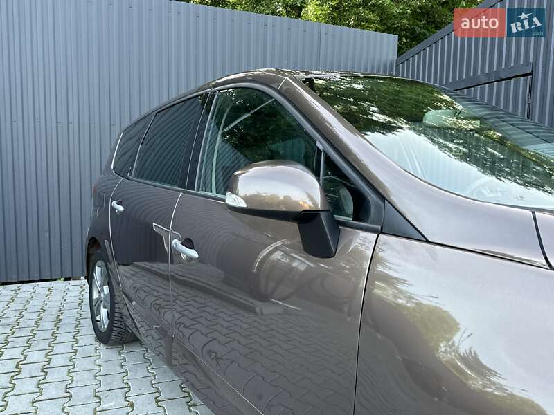 Мінівен Renault Grand Scenic 2010 в Дрогобичі