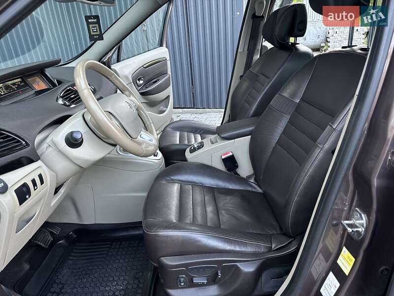 Мінівен Renault Grand Scenic 2010 в Дрогобичі