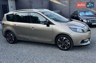 Минивэн Renault Grand Scenic 2014 в 