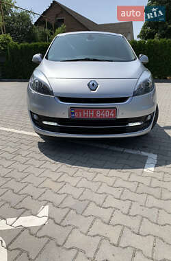 Мінівен Renault Grand Scenic 2012 в 