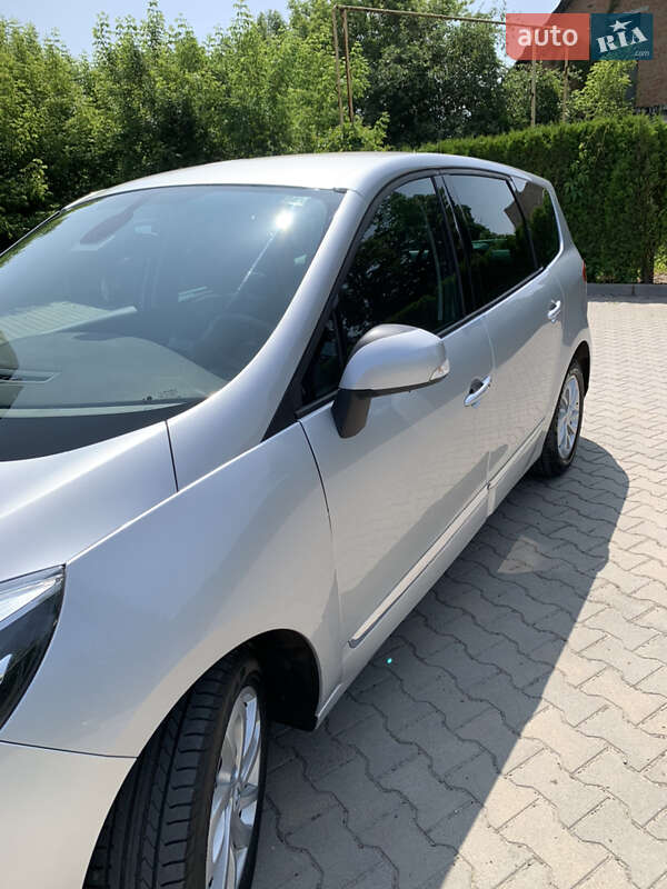 Минивэн Renault Grand Scenic 2012 в Виннице