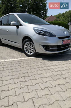 Мінівен Renault Grand Scenic 2012 в 