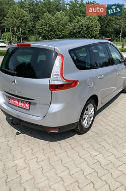 Мінівен Renault Grand Scenic 2012 в 
