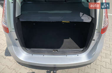 Мінівен Renault Grand Scenic 2012 в 