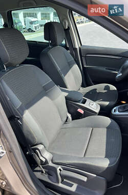 Минивэн Renault Grand Scenic 2009 в 