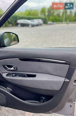 Минивэн Renault Grand Scenic 2013 в 