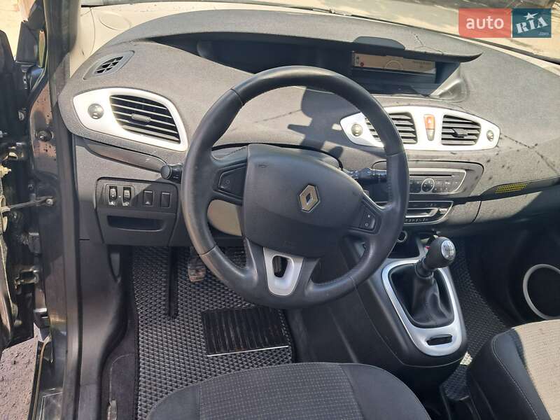 Мінівен Renault Grand Scenic 2009 в Луцьку