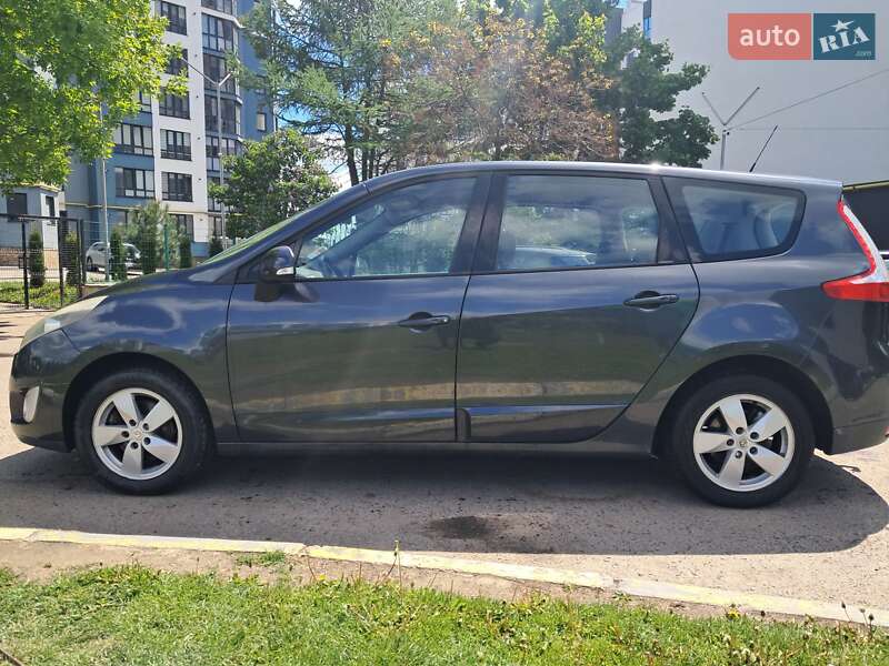 Мінівен Renault Grand Scenic 2009 в Луцьку