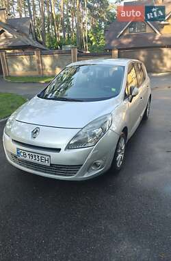 Минивэн Renault Grand Scenic 2009 в 