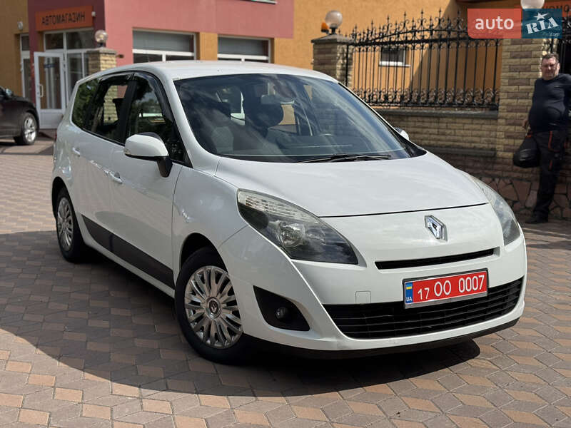 Renault Grand Scenic 2010
