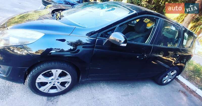 Renault Grand Scenic 2010