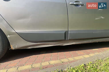 Минивэн Renault Grand Scenic 2012 в 