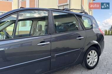 Минивэн Renault Grand Scenic 2008 в 