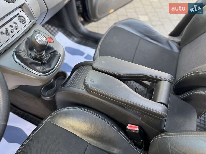 Минивэн Renault Grand Scenic 2008 в Дрогобыче
