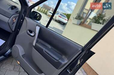 Минивэн Renault Grand Scenic 2008 в 