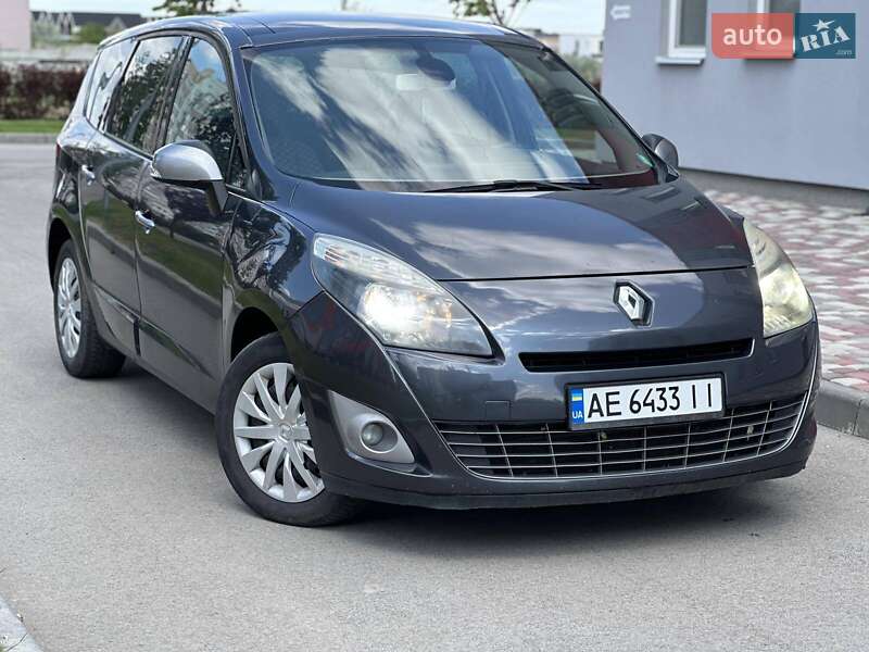 Renault Grand Scenic 2010