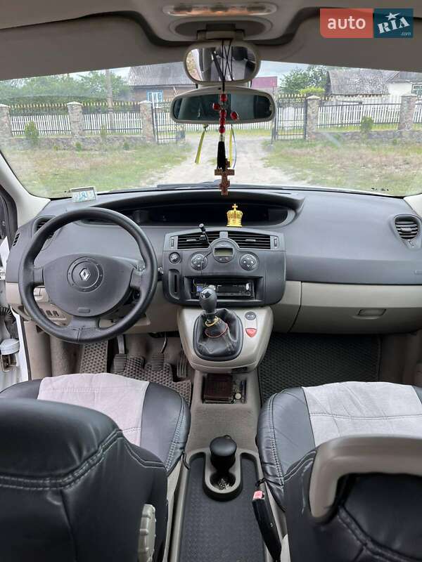 Мінівен Renault Grand Scenic 2004 в Сарнах