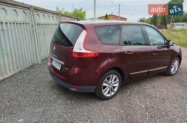 Мінівен Renault Grand Scenic 2012 в 