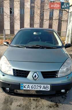 Мінівен Renault Grand Scenic 2004 в Києві