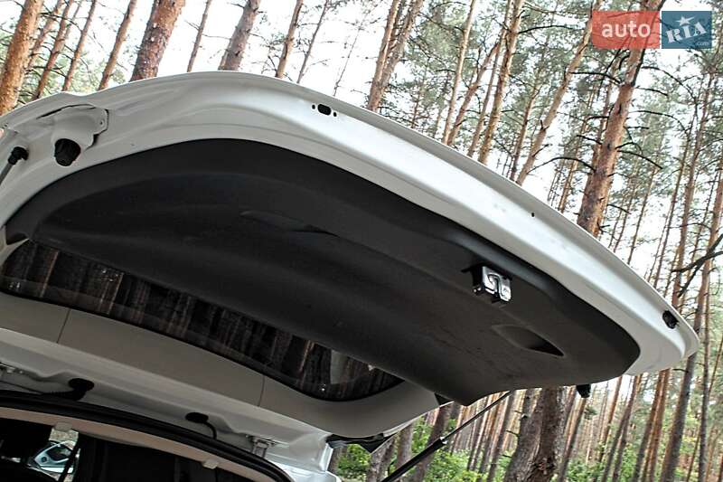Минивэн Renault Grand Scenic 2013 в Полтаве