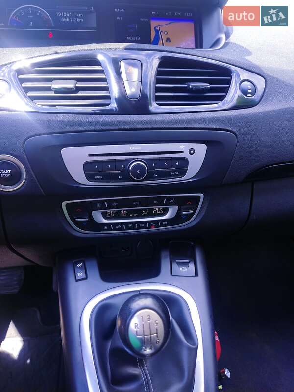 Мінівен Renault Grand Scenic 2015 в Івано-Франківську