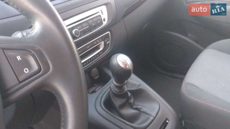 Мінівен Renault Grand Scenic 2013 в Запоріжжі