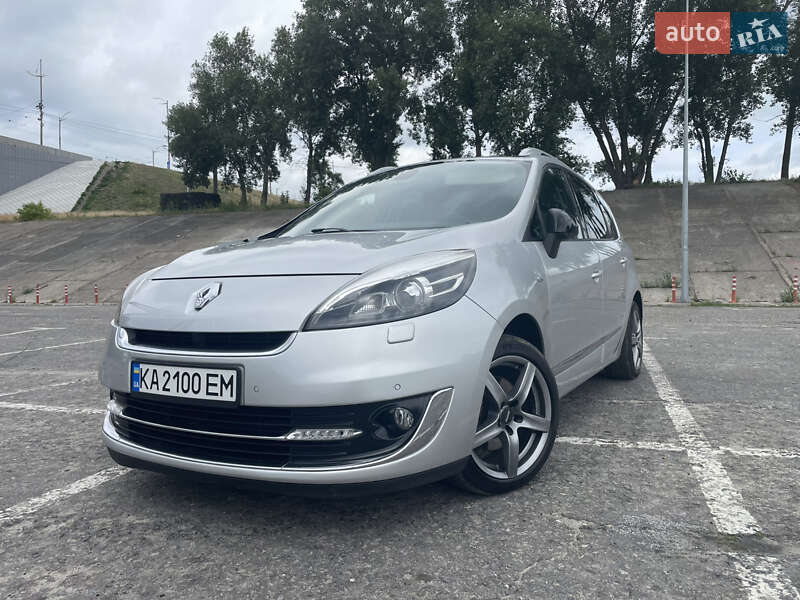 Renault Grand Scenic 2012