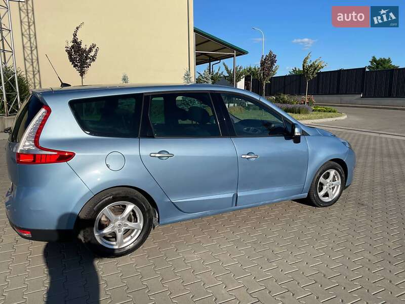 Минивэн Renault Grand Scenic 2009 в Луцке