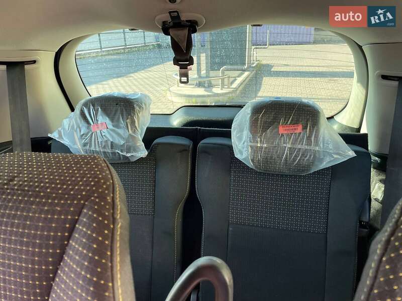 Минивэн Renault Grand Scenic 2009 в Луцке