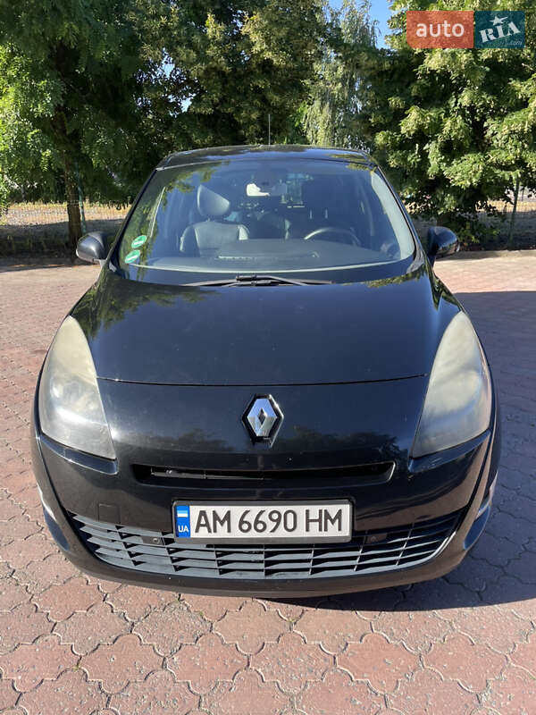 Renault Grand Scenic 2010