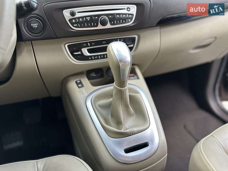 Минивэн Renault Grand Scenic 2011 в Ивано-Франковске
