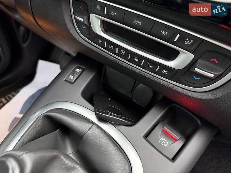 Минивэн Renault Grand Scenic 2013 в Радивилове