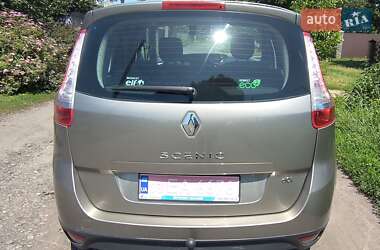 Минивэн Renault Grand Scenic 2012 в 