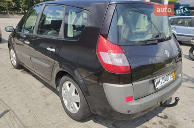 Минивэн Renault Grand Scenic 2004 в 