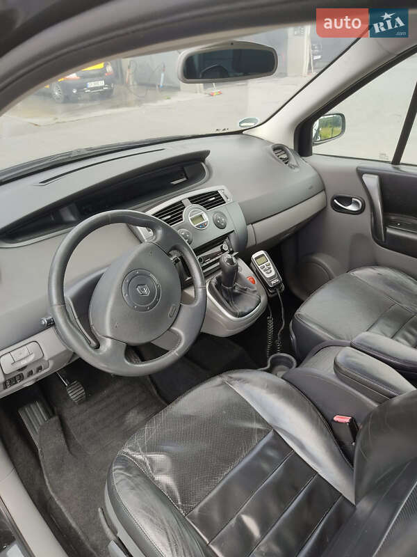 Минивэн Renault Grand Scenic 2004 в Виннице