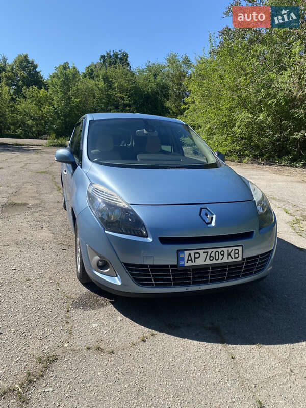 Минивэн Renault Grand Scenic 2010 в Запорожье