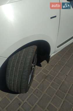Мінівен Renault Grand Scenic 2013 в 