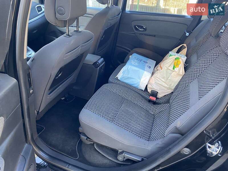 Мінівен Renault Grand Scenic 2011 в Житомирі фото 23 Мінівен Renault Grand Scenic 2011 в Житомирі