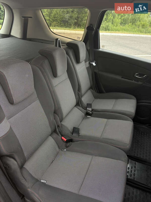 Минивэн Renault Grand Scenic 2013 в Черновцах